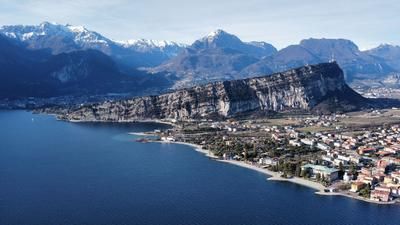 Monte Brione, Lago di Garda